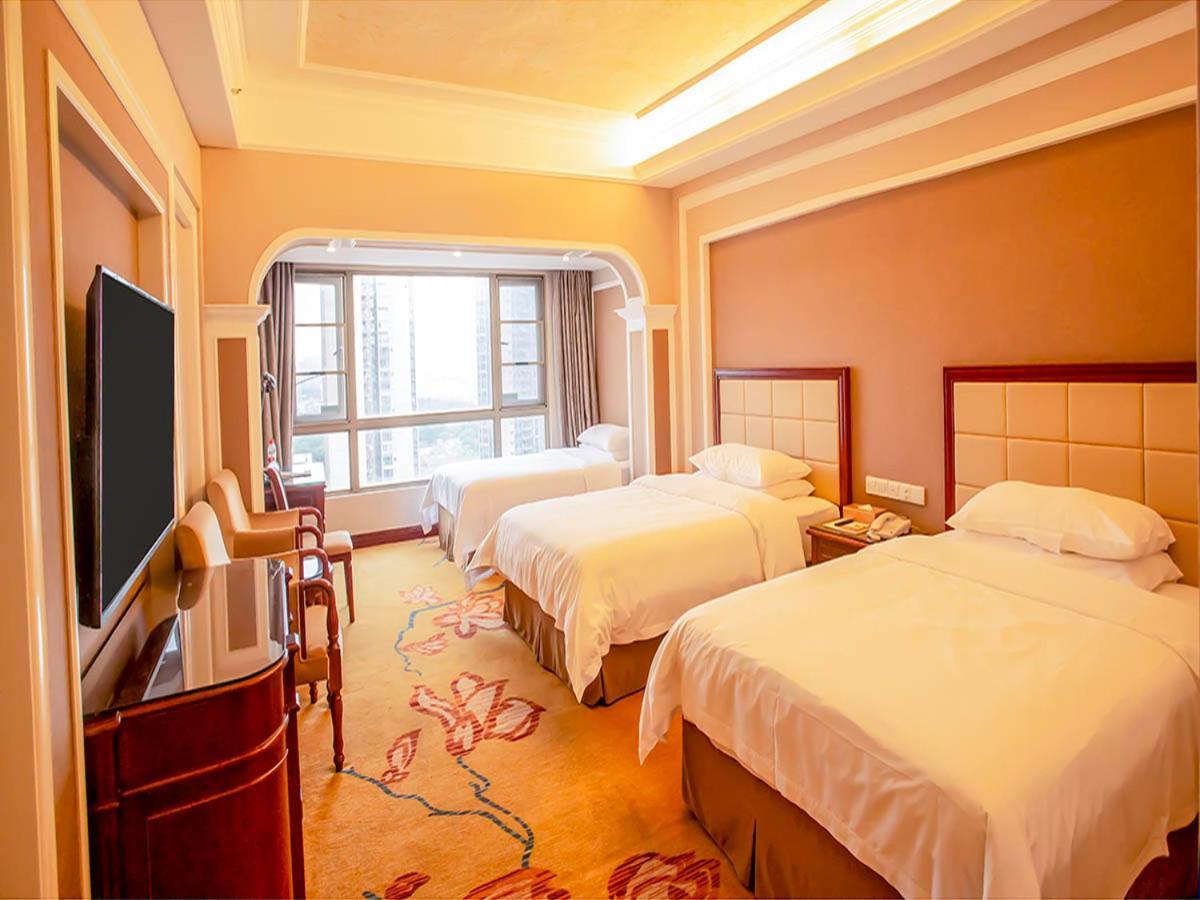Vienna Hotel Shenzhen Songgang Liye Road Bagian luar foto