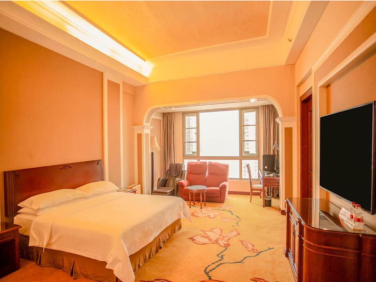 Vienna Hotel Shenzhen Songgang Liye Road Bagian luar foto